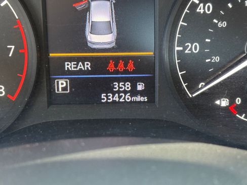 Used 2024 Nissan Altima 2.5 S FWD image 39