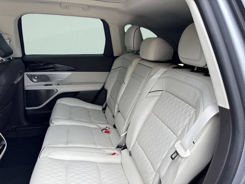 Used 2025 Lincoln Nautilus Black Label AWD/4WD image 26