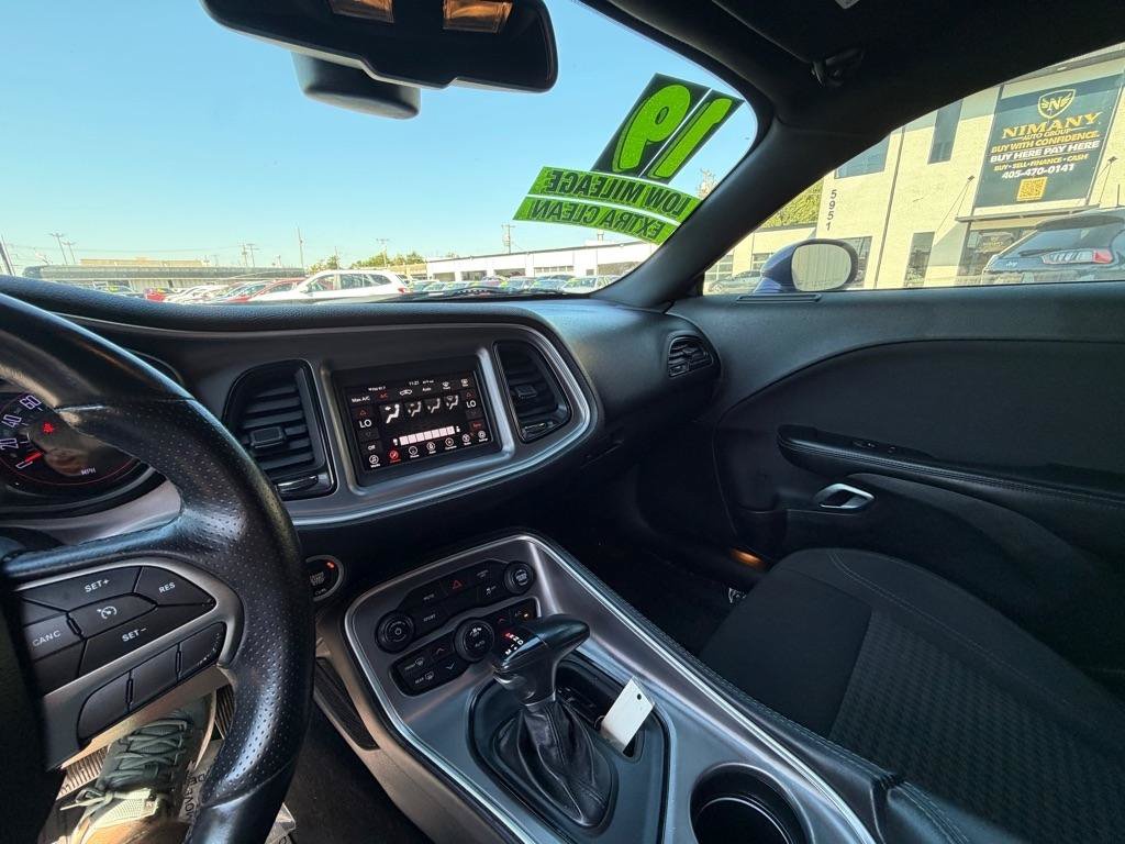 Used 2019 Dodge Challenger SXT w/ Blacktop Package RWD image 34