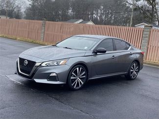 Used 2022 Nissan Altima 2.5 SR video 3