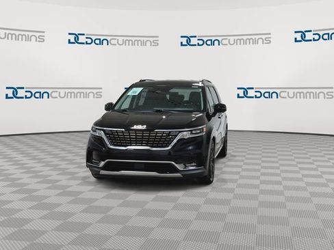 Used 2022 Kia Carnival SX FWD image 4