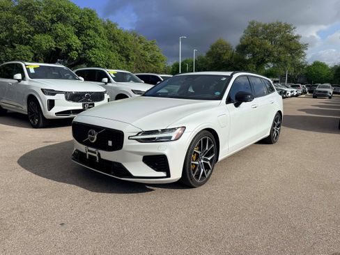 Certified 2024 Volvo V60 T8 Polestar image 2