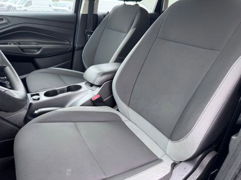 Used 2016 Ford Escape S FWD image 8