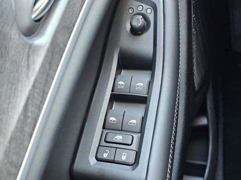 New 2025 Jeep Grand Cherokee Limited image 18