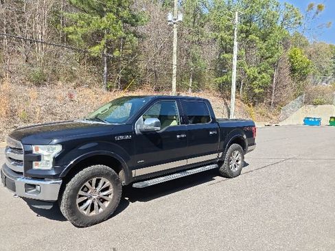 Used 2016 Ford F150 Lariat w/ Equipment Group 502A Luxury image 6