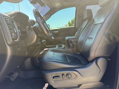 Used 2019 Chevrolet Silverado 1500 LT Trail Boss AWD/4WD image 16