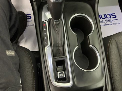 Used 2019 Chevrolet Equinox LT AWD/4WD image 22