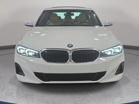 Used 2026 BMW 330i Sedan w/ Convenience Package RWD image 3