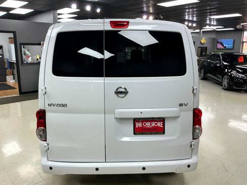 Used 2021 Nissan NV200 SV w/ Back Door Glass Package image 10