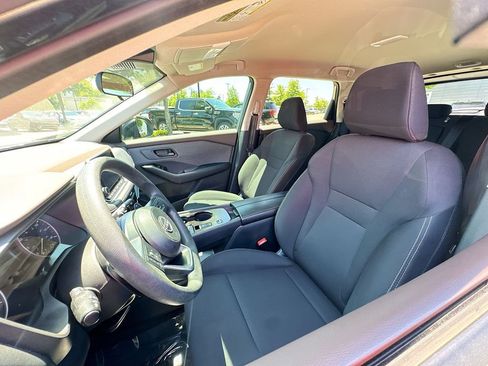 Used 2023 Nissan Rogue S FWD image 10