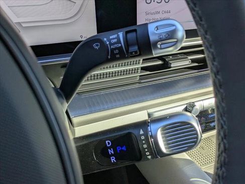 New 2025 Hyundai Ioniq 6 Limited image 15