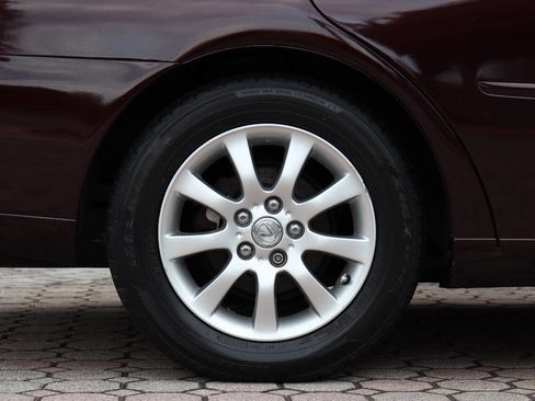 Used 2003 Lexus ES 330 image 21