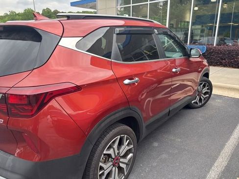 Used 2021 Kia Seltos SX AWD/4WD image 12