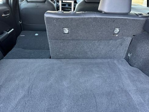Used 2024 Lexus UX 250h FWD image 16