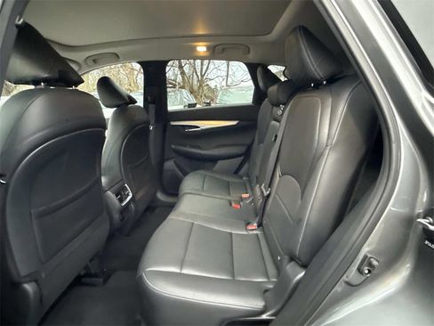 Used 2020 INFINITI QX50 Luxe w/ Navigation Package image 13