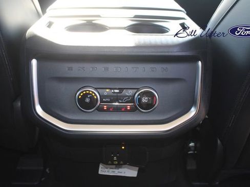 New 2025 Ford Expedition Max Platinum image 11