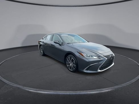 Used 2025 Lexus ES 350 w/ Premium Package FWD image 3