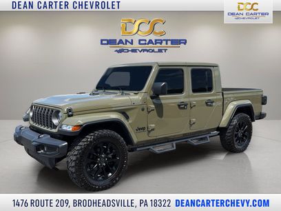 Used 2025 Jeep Gladiator Sport