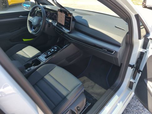 New 2026 Volkswagen Golf AWD/4WD image 36