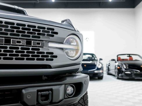 Used 2022 Ford Bronco Badlands AWD/4WD image 11