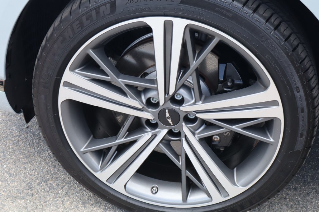 Used 2025 Genesis GV80 3.5T e-SC AWD/4WD image 14