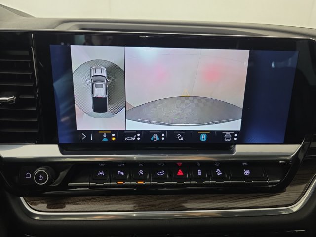 Used 2022 Chevrolet Silverado 1500 RST AWD/4WD image 15