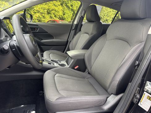 Used 2024 Subaru Crosstrek 2.0i Premium AWD/4WD image 5