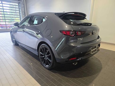 Used 2021 MAZDA MAZDA3 Hatchback w/Premium Plus Pkg AWD/4WD image 3