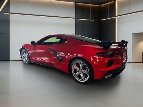 Used 2020 Chevrolet Corvette Stingray Premium Cpe w/ 3LT Preferred Equipment Group RWD image 3