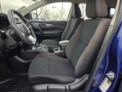 Used 2021 Nissan Rogue Sport S image 4