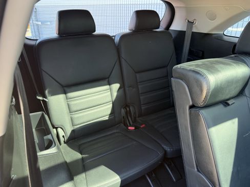 Used 2019 Kia Sorento SX image 7