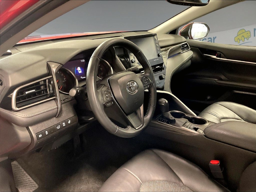 Used 2022 Toyota Camry XSE AWD/4WD image 8