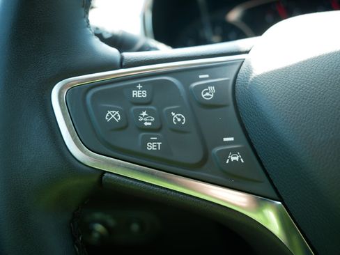 Used 2024 Chevrolet Equinox Premier AWD/4WD image 31