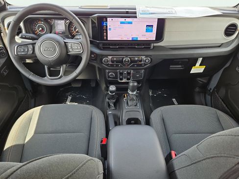 New 2025 Jeep Gladiator Sport image 18