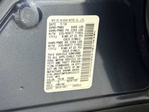 Used 2016 Nissan Rogue SV w/ SV Premium Package image 11