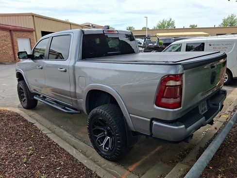 Used 2022 RAM 1500 Laramie w/ Sport Appearance Package AWD/4WD image 5