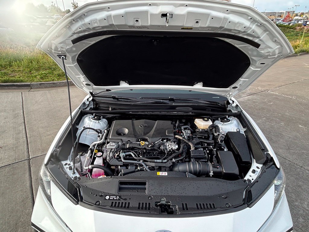 Used 2026 Toyota Camry SE FWD image 32