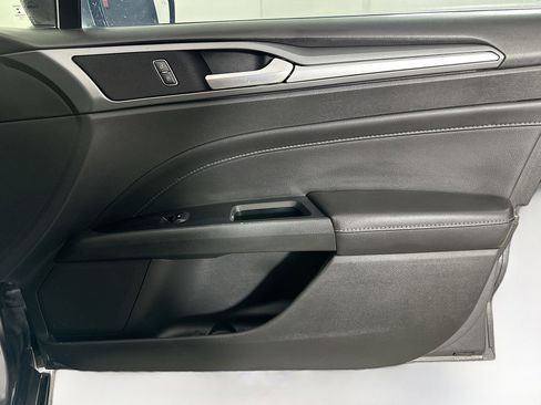 Used 2014 Ford Fusion Energi Titanium w/ Driver Assist Package FWD image 32