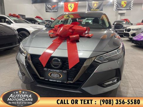 Used 2020 Nissan Sentra SR FWD image 1