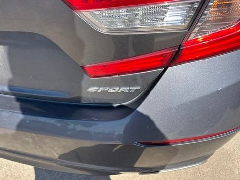 Used 2020 Honda Accord Sport image 4