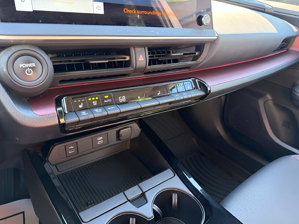 Used 2025 Toyota Prius Plug-In Hybrid w/ Limited Premium Package FWD image 24