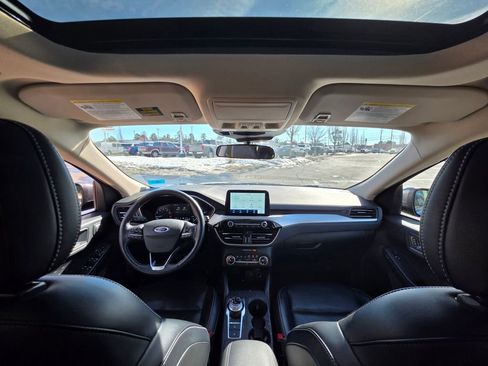 Used 2020 Ford Escape SEL image 17