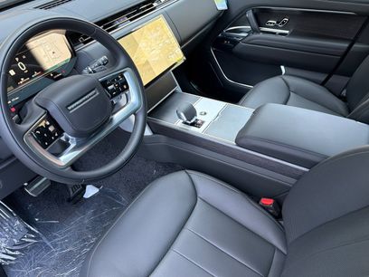New 2026 Land Rover Range Rover Long Wheelbase SE