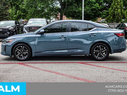 Used 2025 Nissan Sentra SV FWD image 10