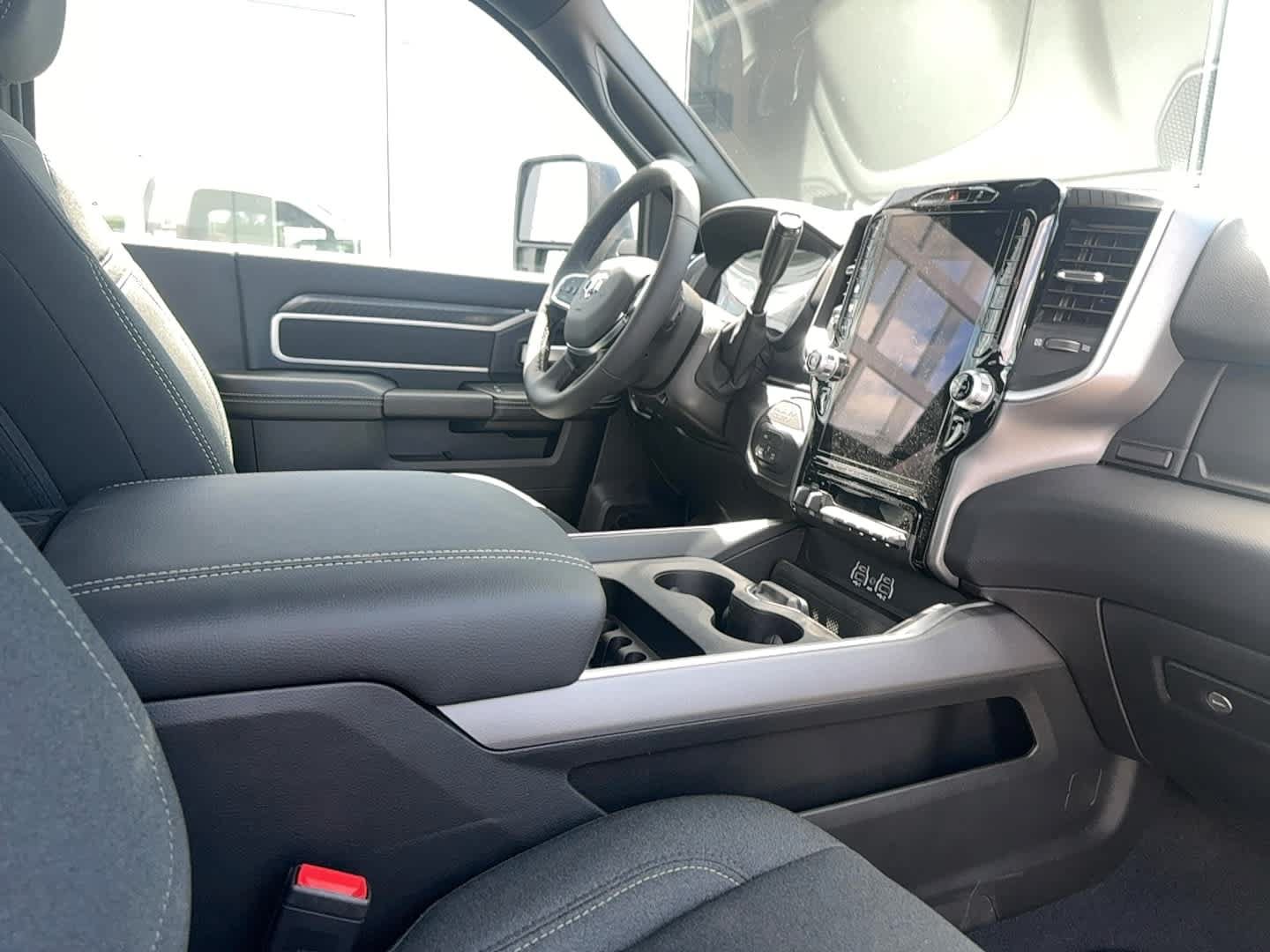 Used 2025 RAM 2500 Big Horn AWD/4WD image 11