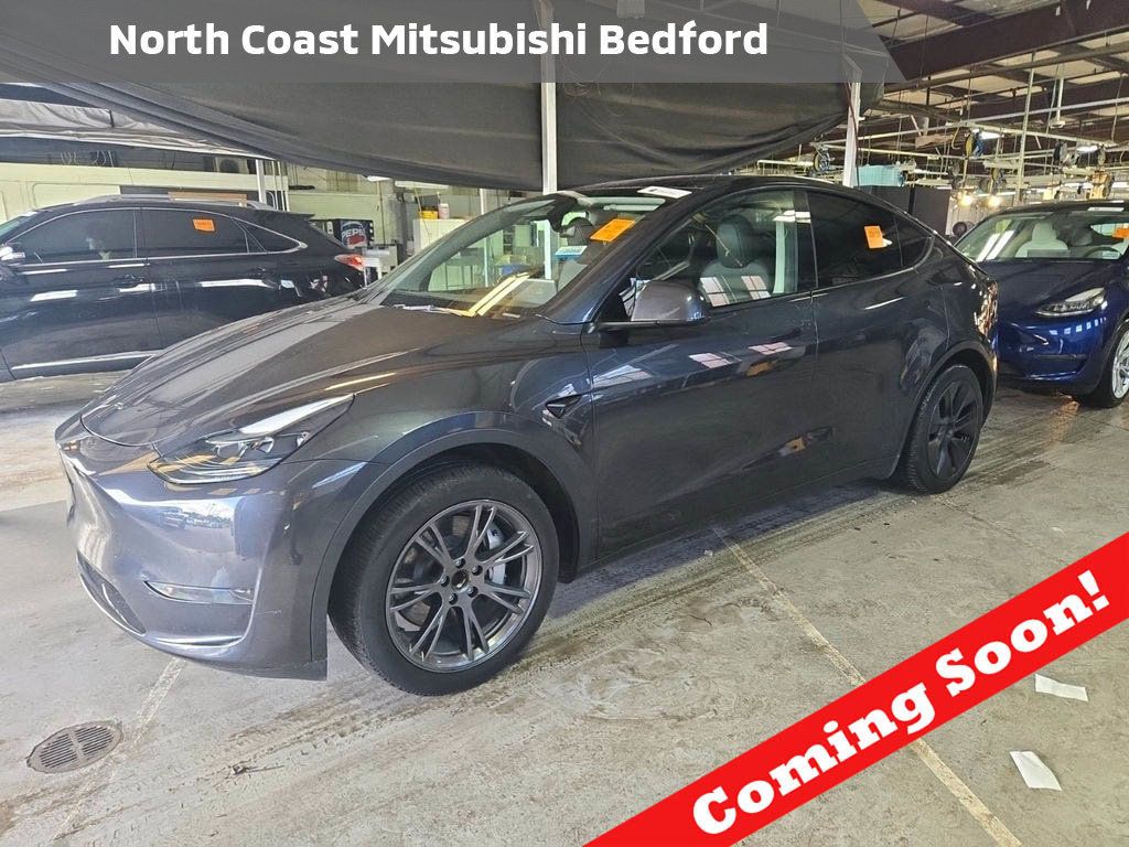 Used 2024 Tesla Model Y Long Range RWD image 1