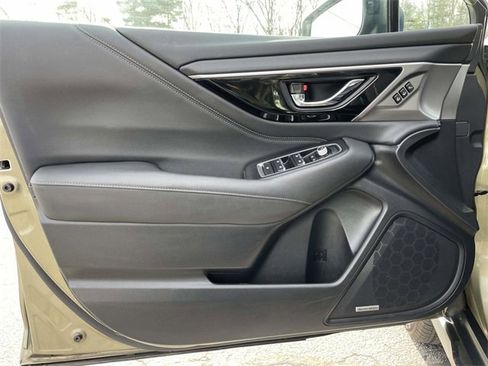 Used 2024 Subaru Outback Limited image 18