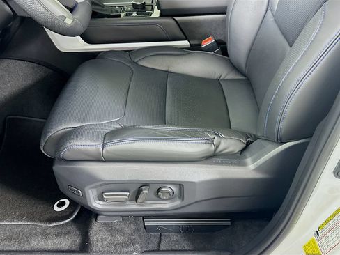 Certified 2025 Toyota Tundra Platinum AWD/4WD image 20