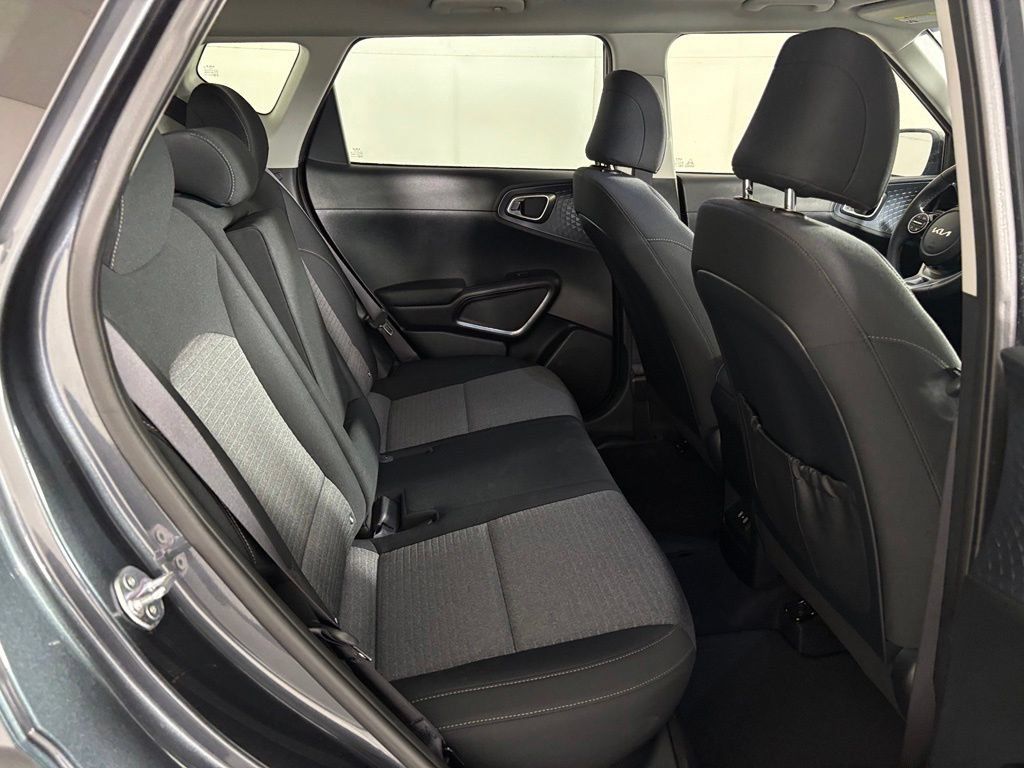 Used 2024 Kia Soul EX FWD image 40