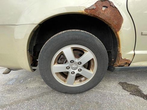 Used 2010 Dodge Grand Caravan Hero image 16